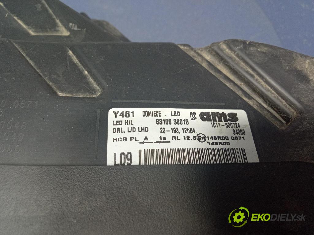 Ssangyong Rexton 0 světlo v pravo: 8310636010