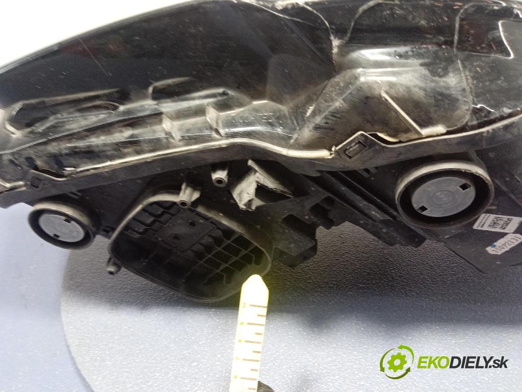 Opel Crossland 0 světlo Levý: 39153538