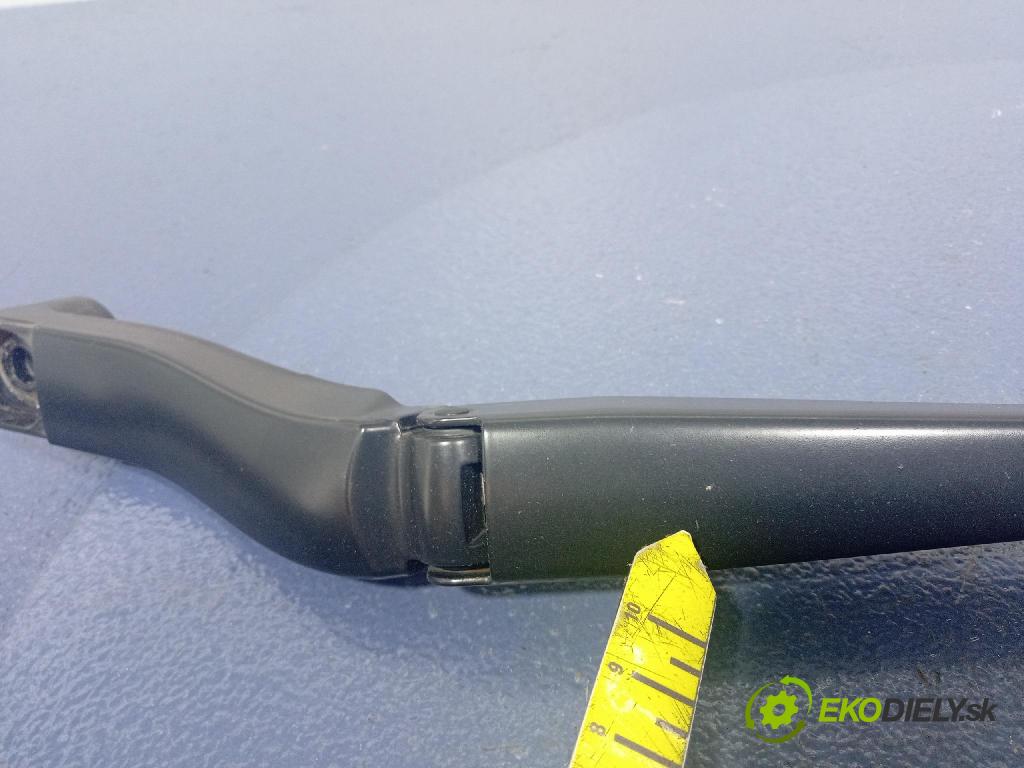 Opel Insignia 2018 Paže: Stěrače: před 13471434