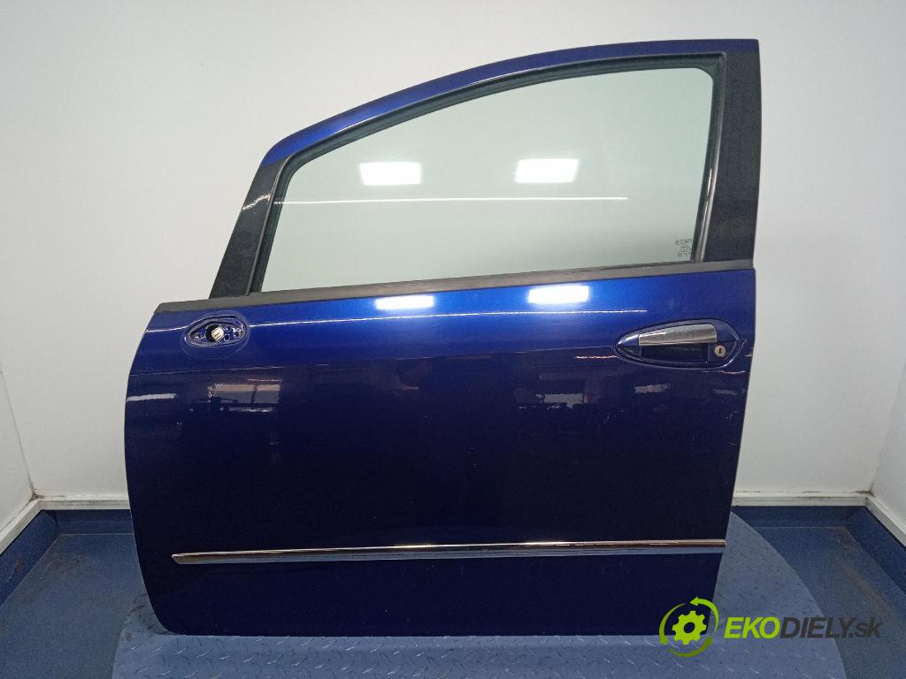 Fiat Linea 2008 dveře před Vlevo, odjet: