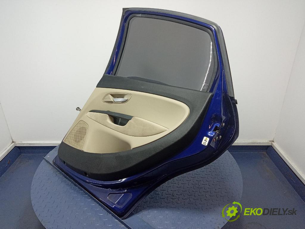 Fiat Linea 2008 dveře Zad: prave