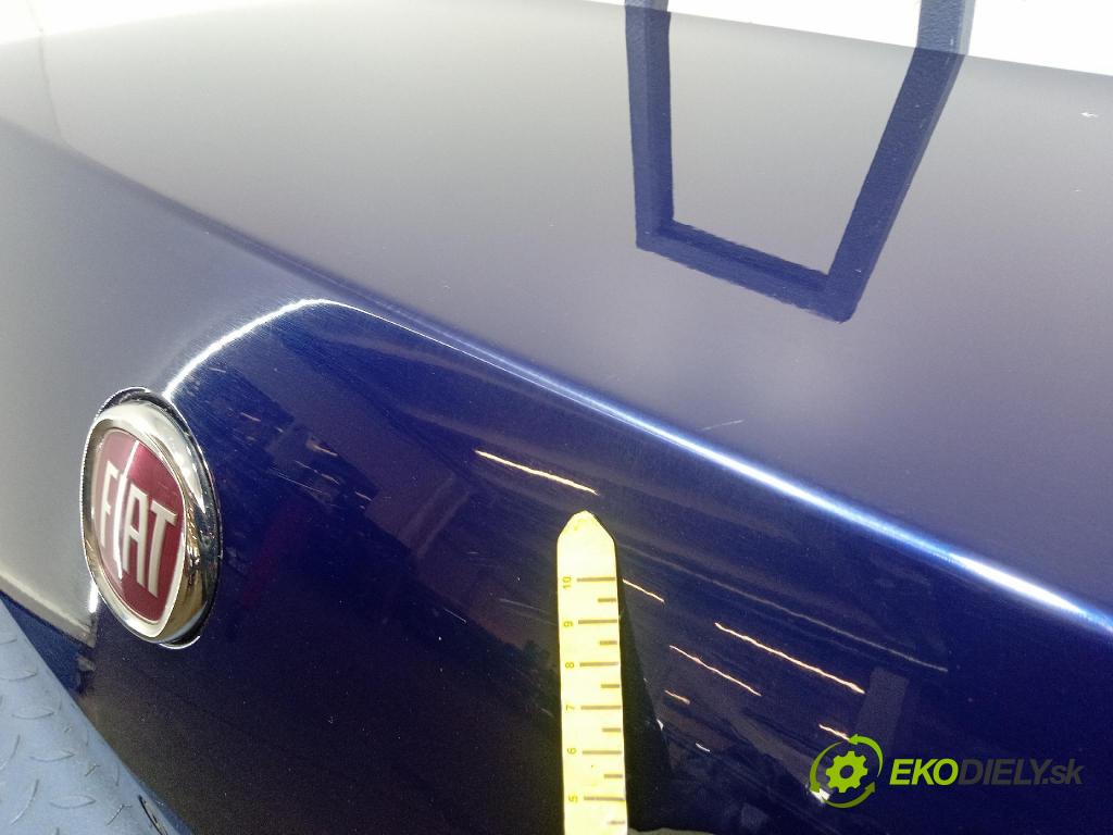 Fiat Linea 2008 zadní dveře kufra: kufr
