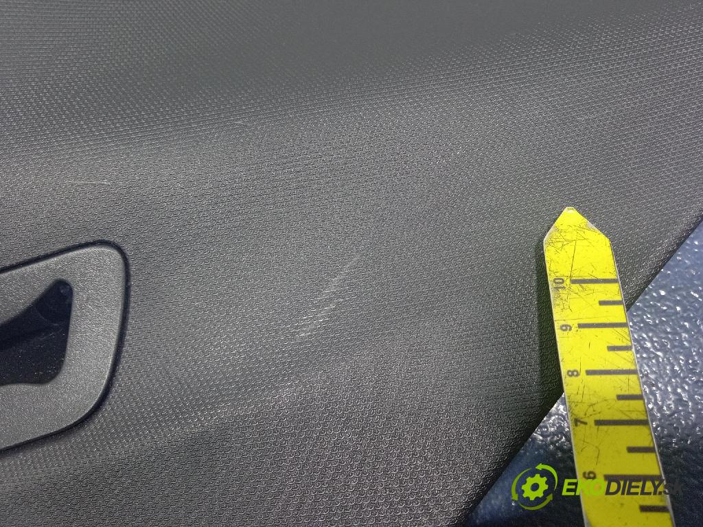 Opel Insignia 2018 kryt Plast: Interiéry: 39157785