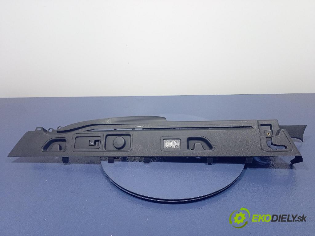 Opel Insignia 2018 kryt Plast: Interiéry: 39010367