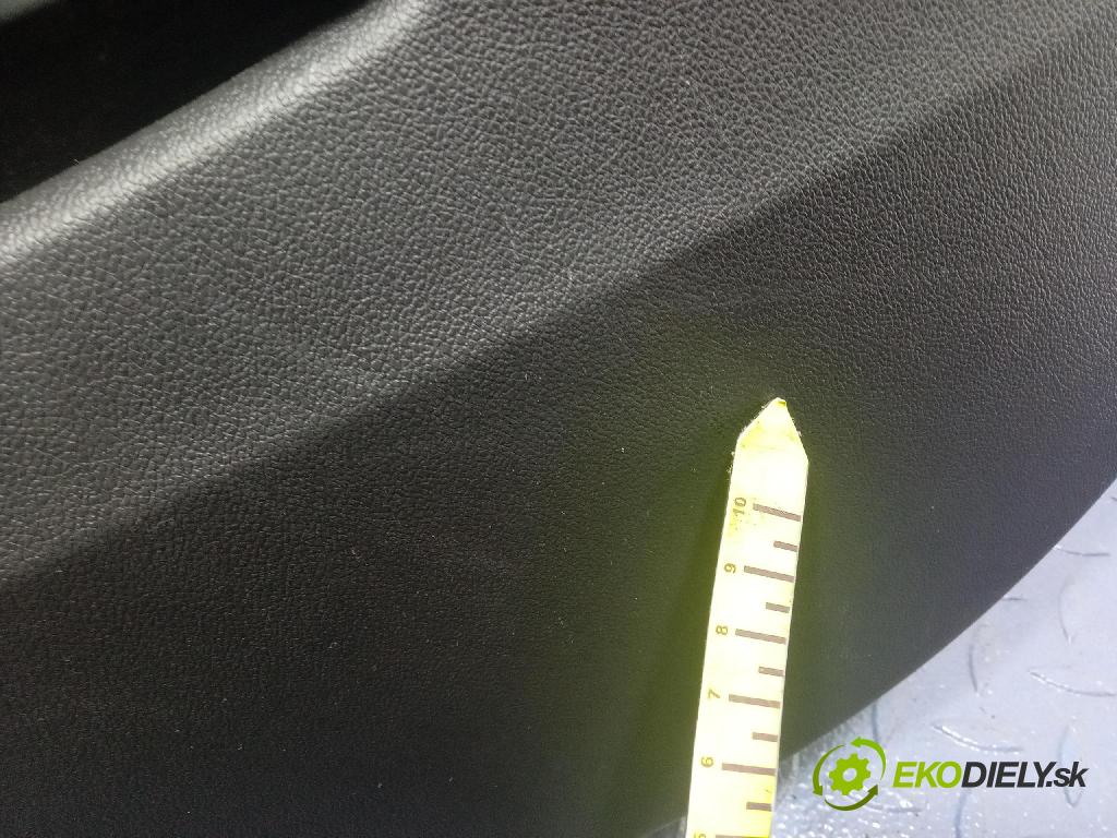Opel Insignia 2018 Tapacír: dveře před Práva: 39138282