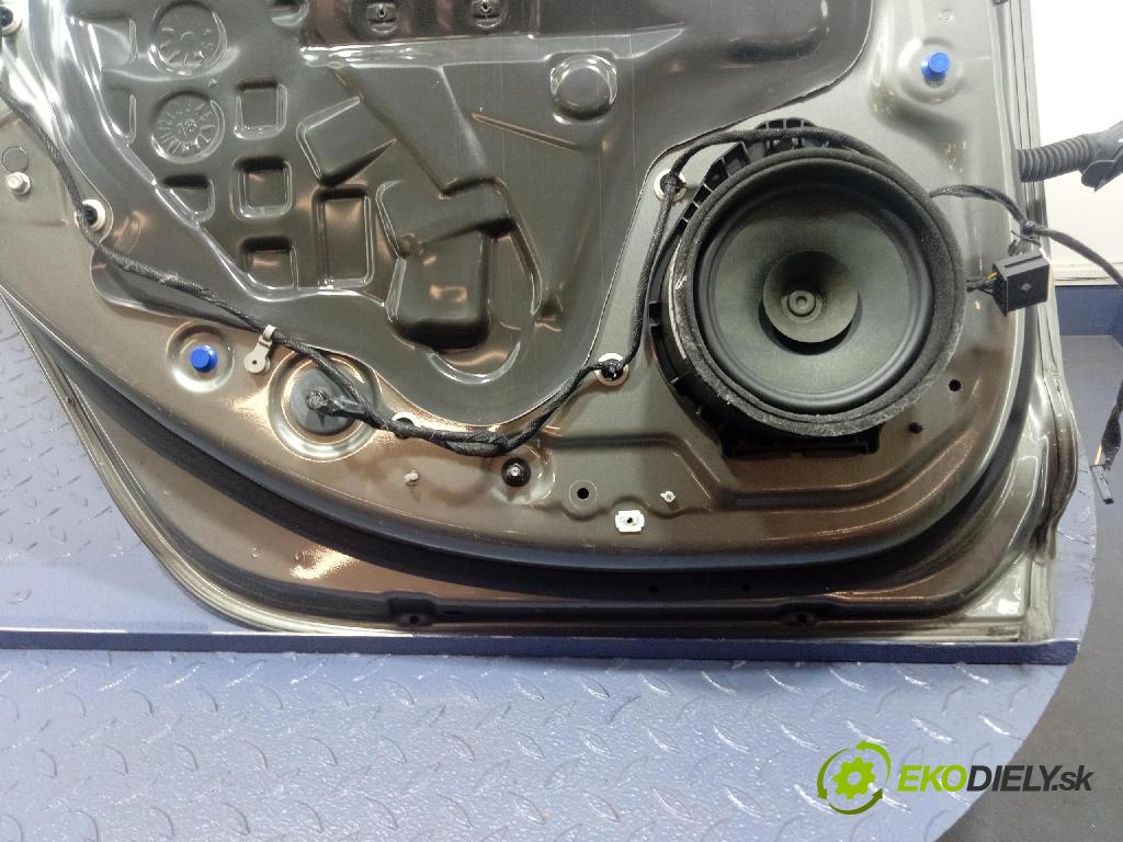 Opel Insignia 2018 dveře Zad: prave