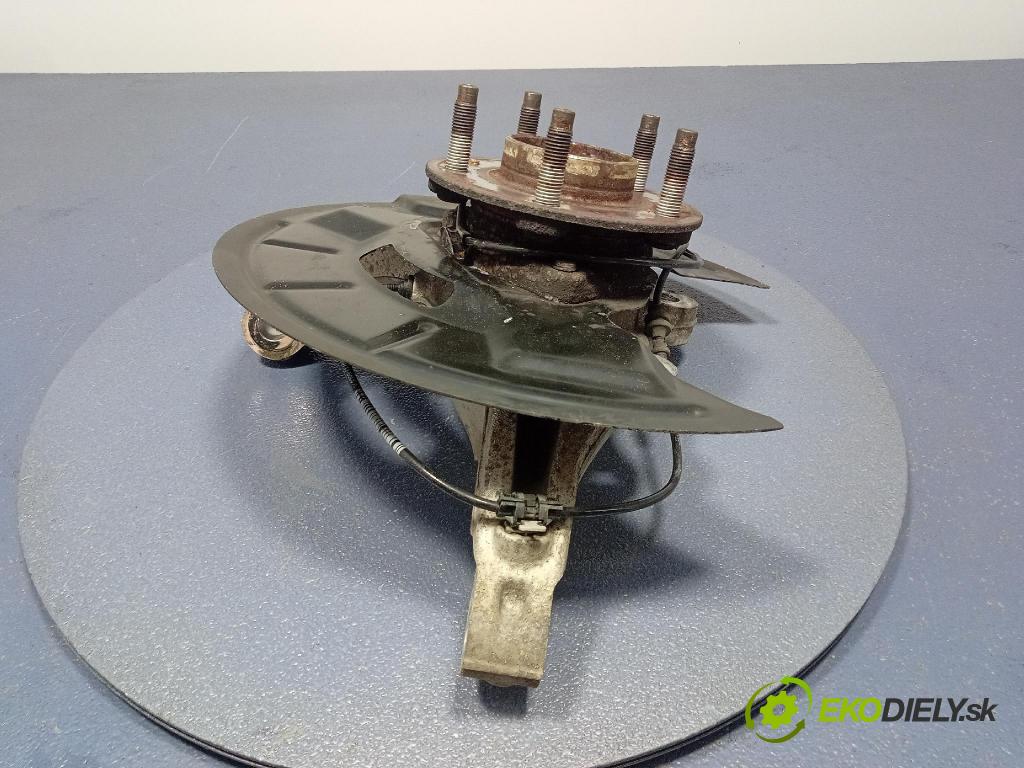 Opel Insignia 2018 náboj levá 23384197