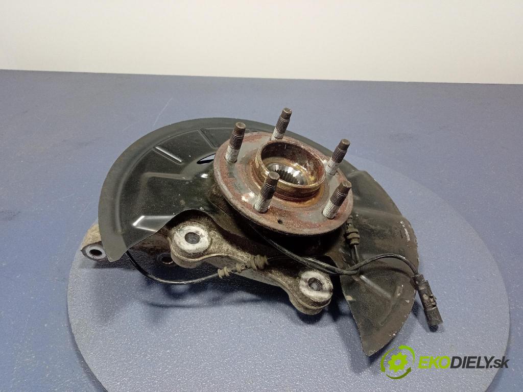 Opel Insignia 2018 náboj levá 23384197