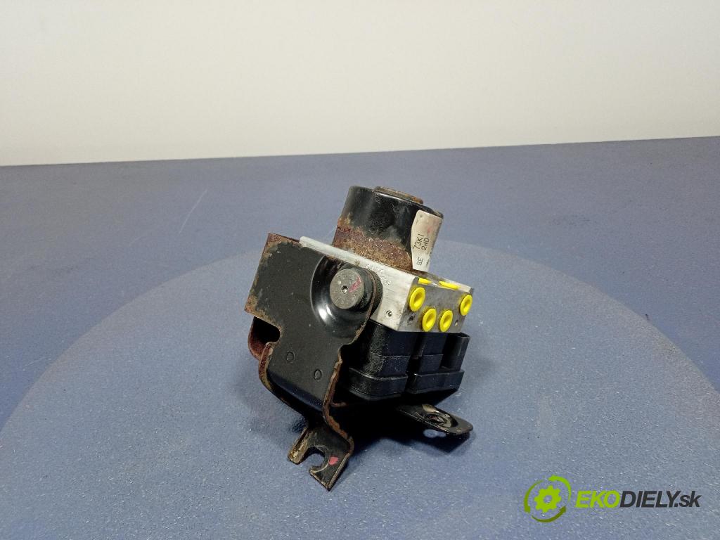 Suzuki Swift 2009 čerpadlo ABS x 06.2102-1039.4