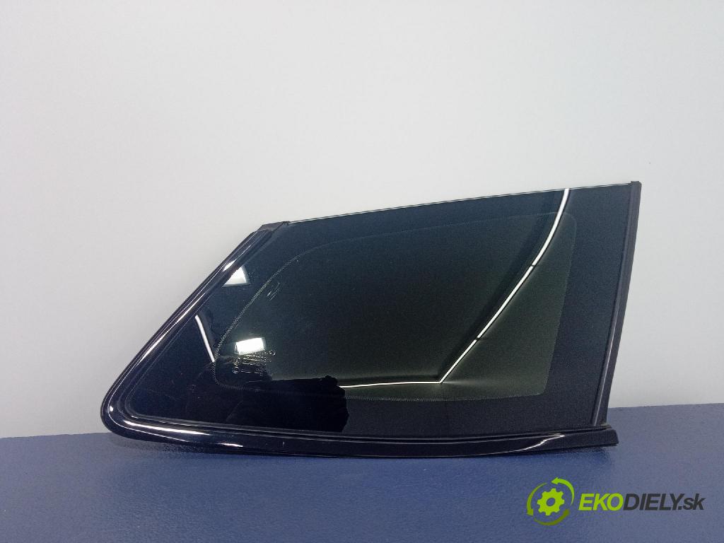 Opel Insignia 2018 sklo Karoséria: zad 495032823