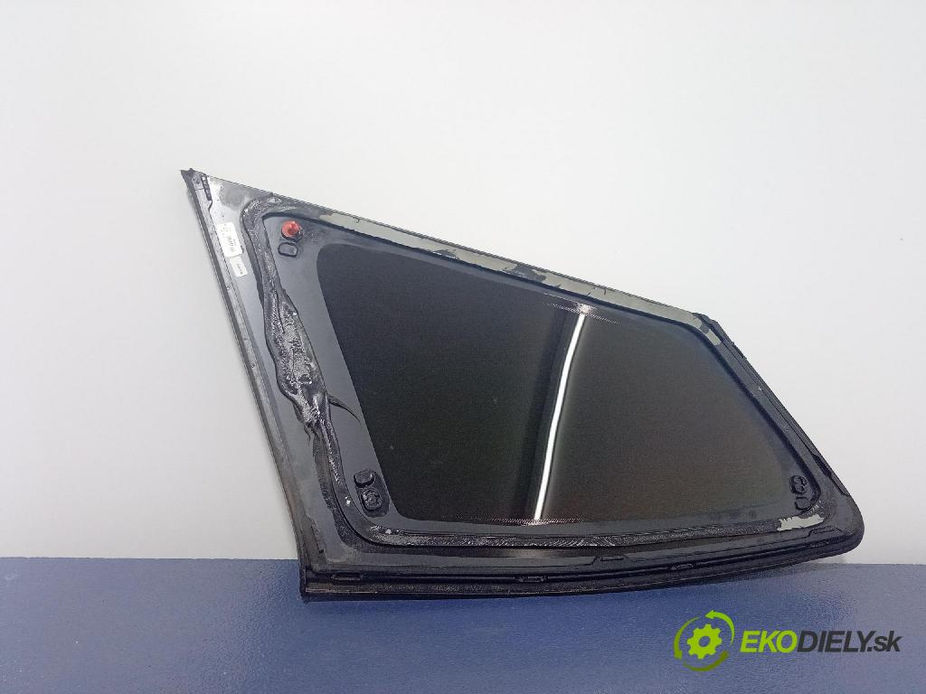 Opel Insignia 2018 sklo Karoséria: zad 495032823