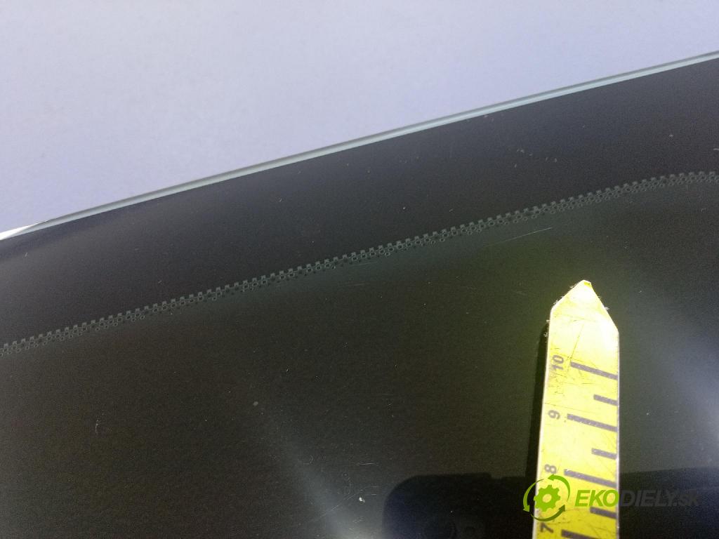 Opel Insignia 2018 sklo Karoséria: zad 495032823