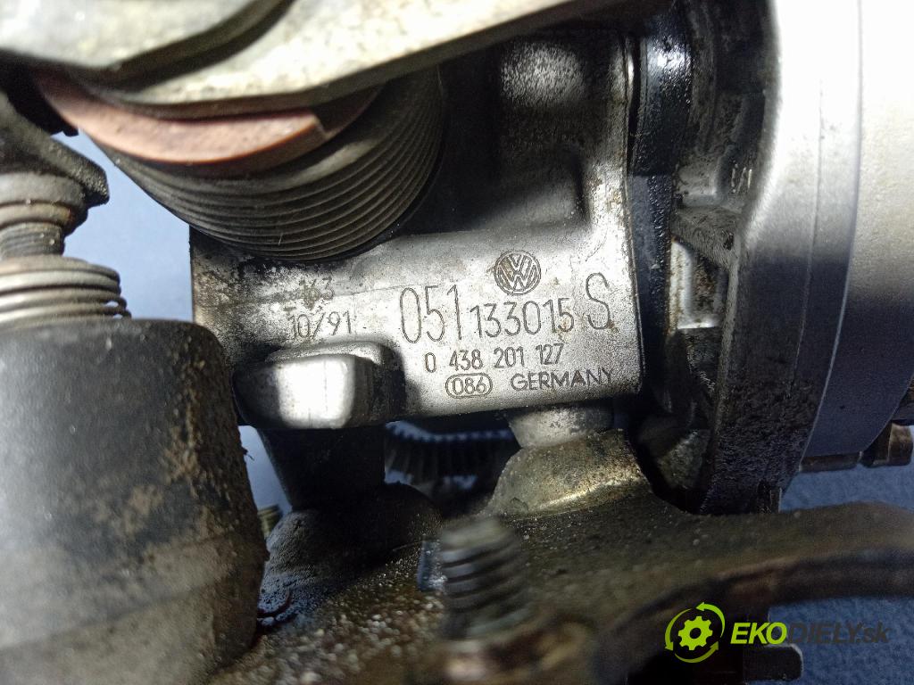 Volkswagen Passat 1.8 kat 1991 škrticí klapka 051133015S