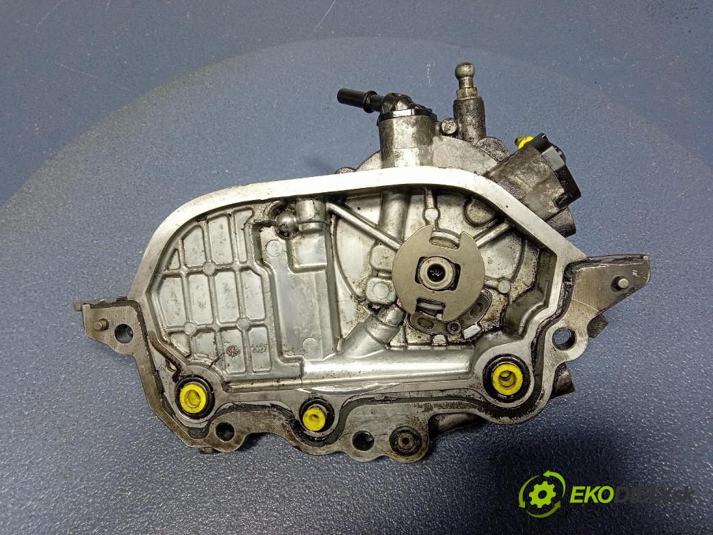 Opel Insignia 2018 čerpadlo vakuová 55489131