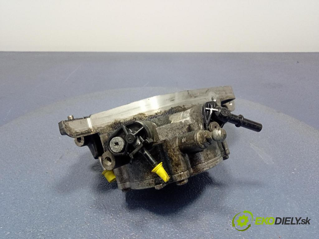 Opel Insignia 2018 čerpadlo vakuová 55489131