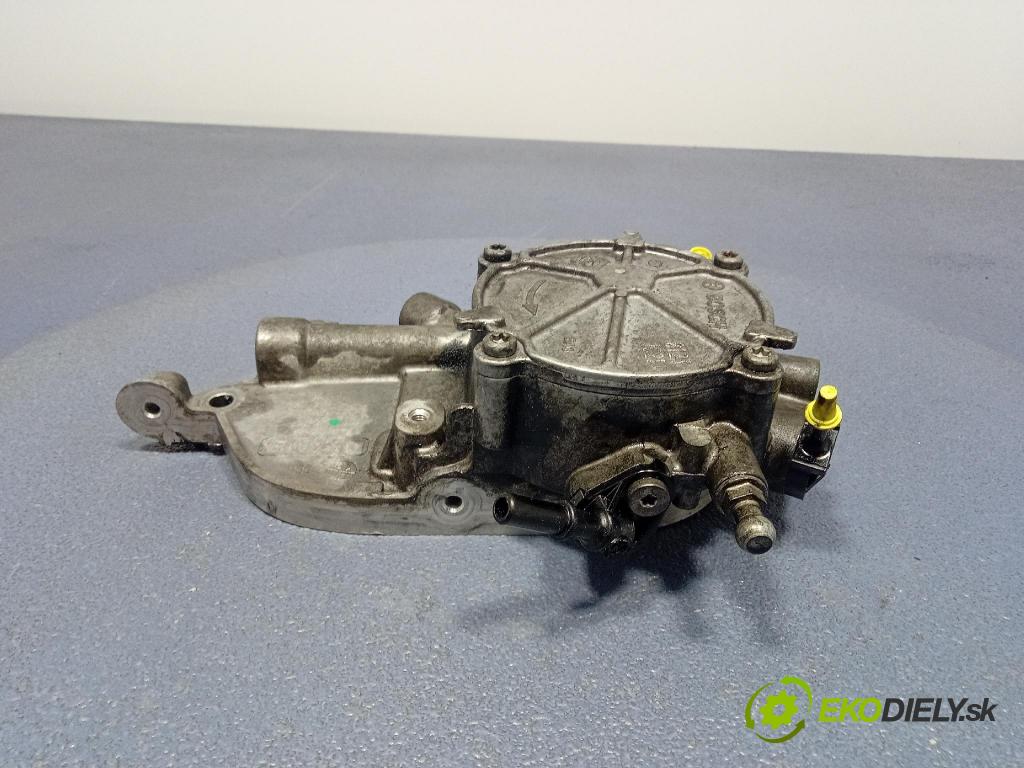 Opel Insignia 2018 čerpadlo vakuová 55489131