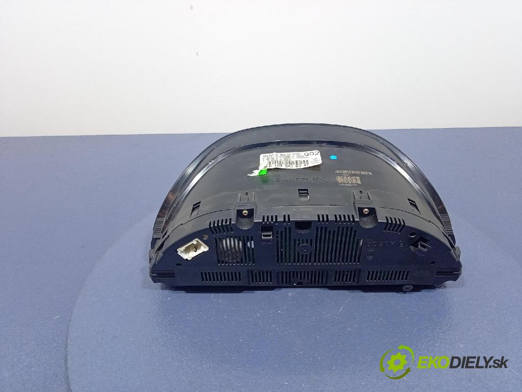 Mercedes A-Klasa 2005 Přístrojová deska A1695403011