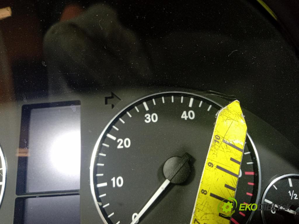 Mercedes A-Klasa 2005 Přístrojová deska A1695403011