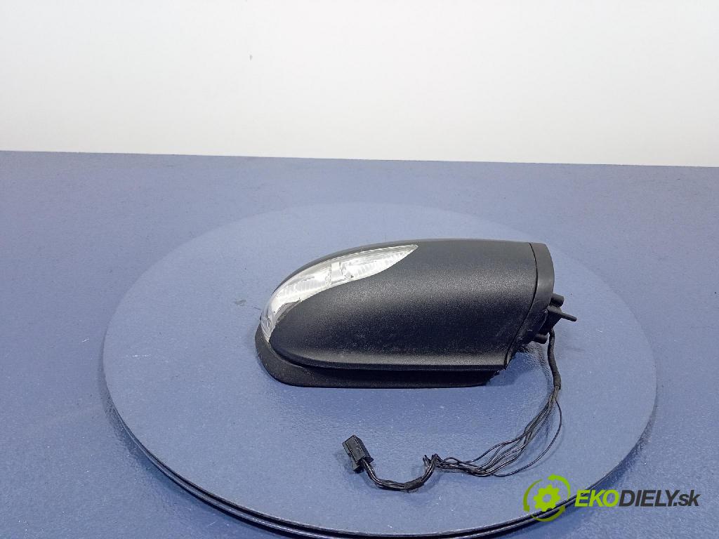 Mercedes A-Klasa 2005 zpětné zrcátko prave A3140418