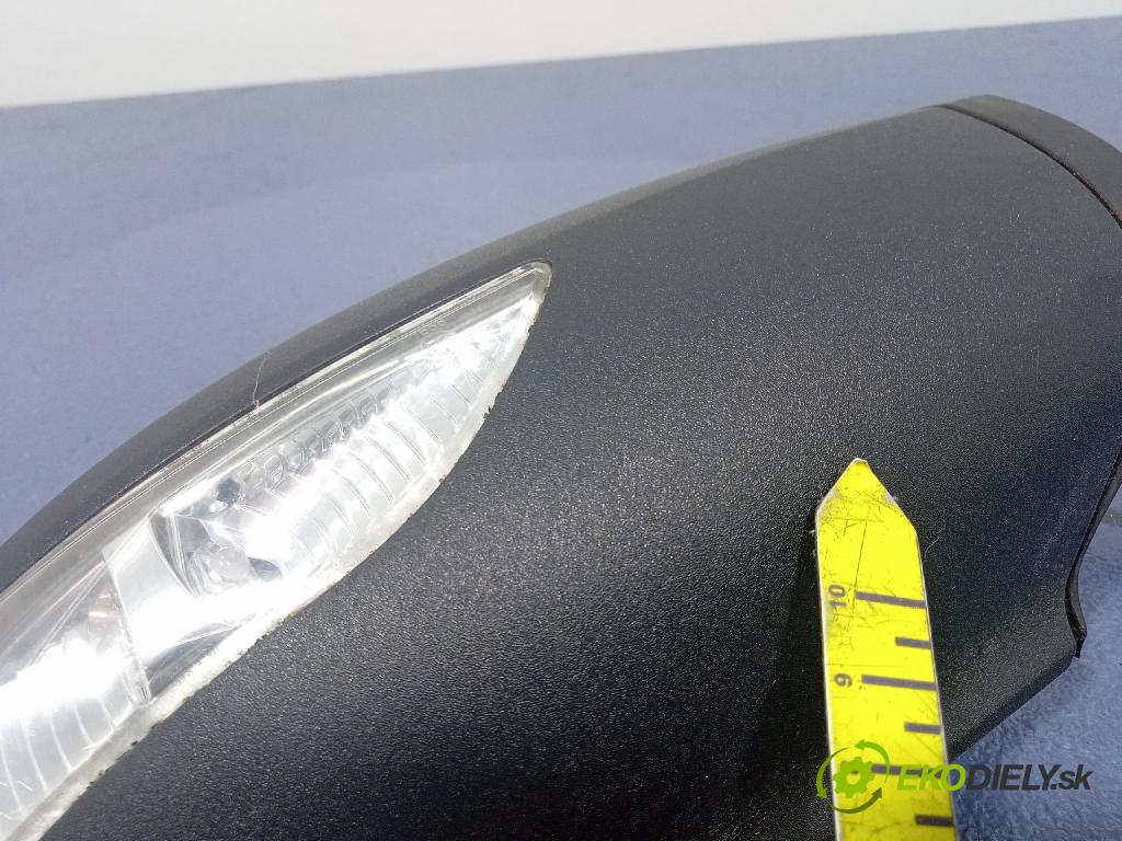 Mercedes A-Klasa 2005 zpětné zrcátko prave A3140418