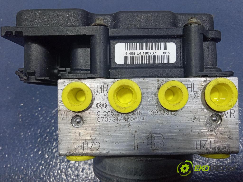 Opel Corsa 2007 čerpadlo ABS x 0265232238