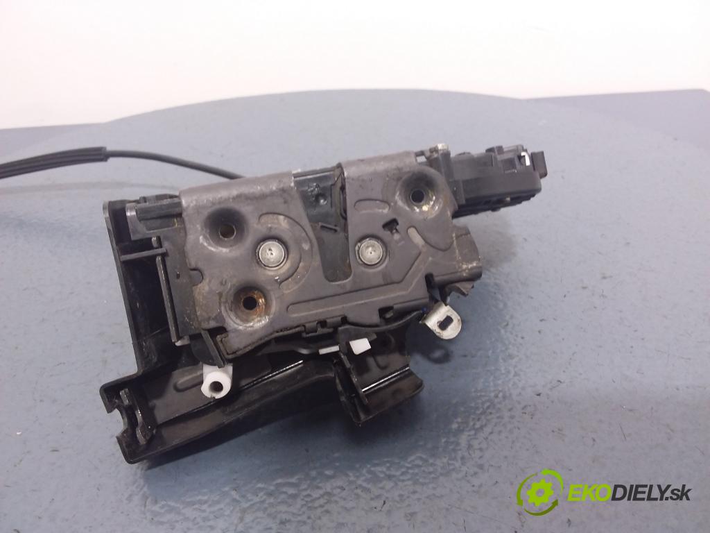 Volvo S40/V40 2004 zámok dvere Predné Vľavo: 30753658