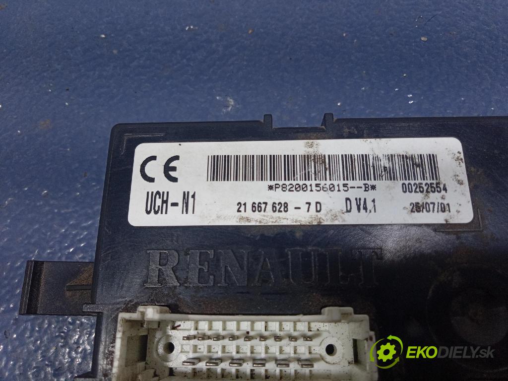 Opel Vivaro 2002 řídící jednotka Komfortu P8200156015