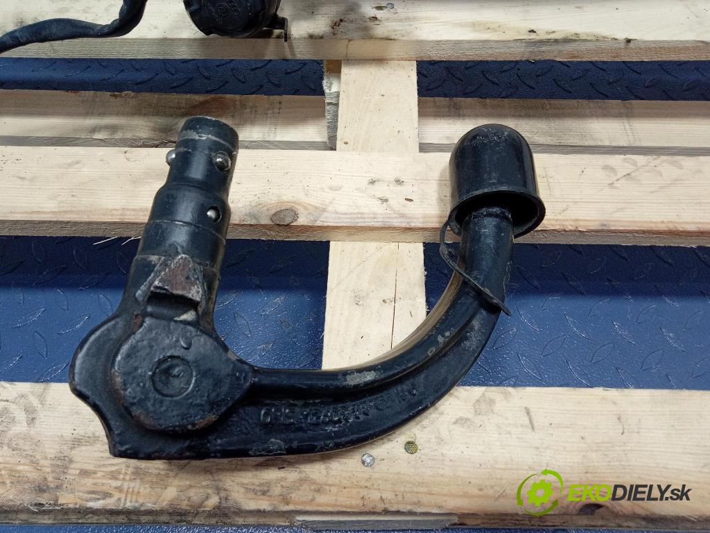 Vw Touran 2008 oko Do Přívěsy 1T0803882A