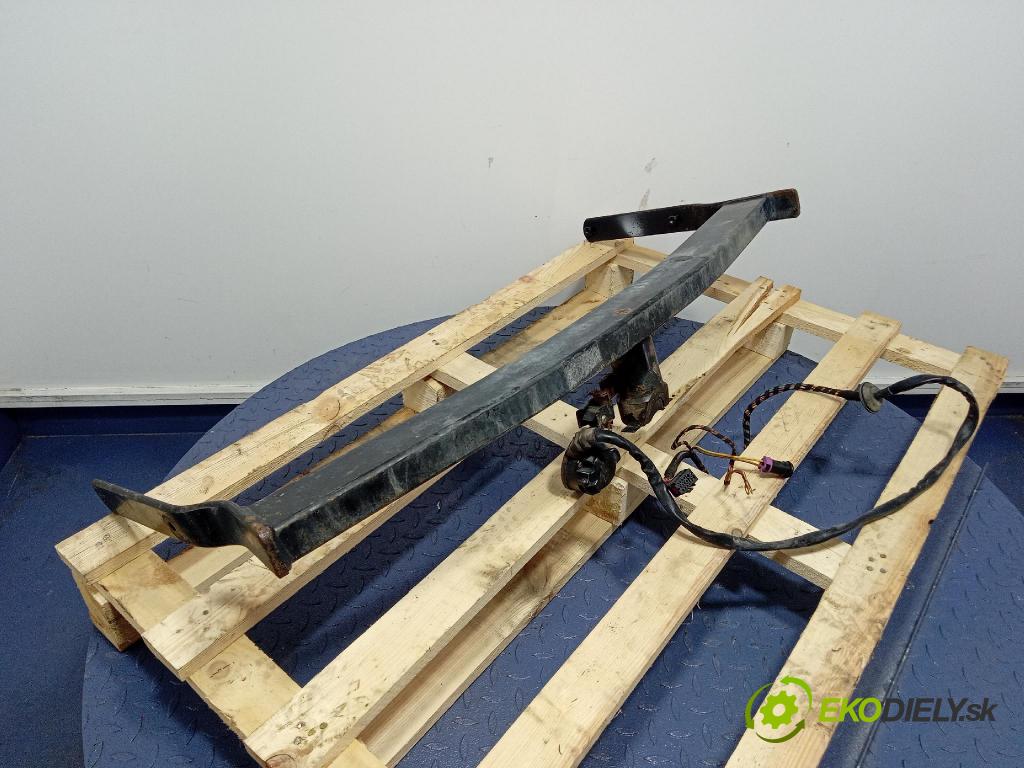 Vw Touran 2008 oko Do Přívěsy 1T0803882A