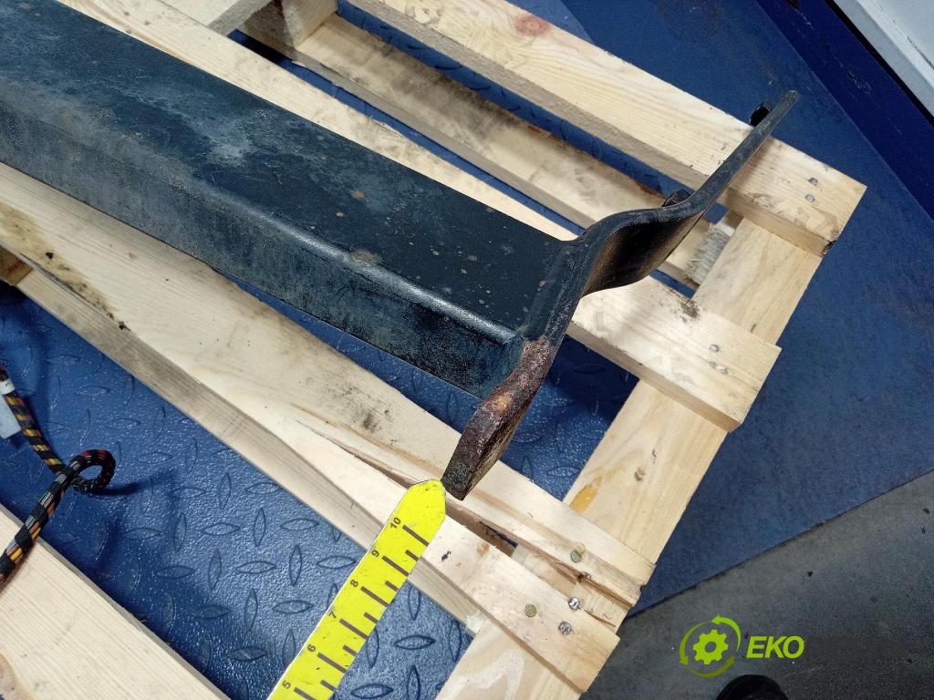 Vw Touran 2008 oko Do Přívěsy 1T0803882A