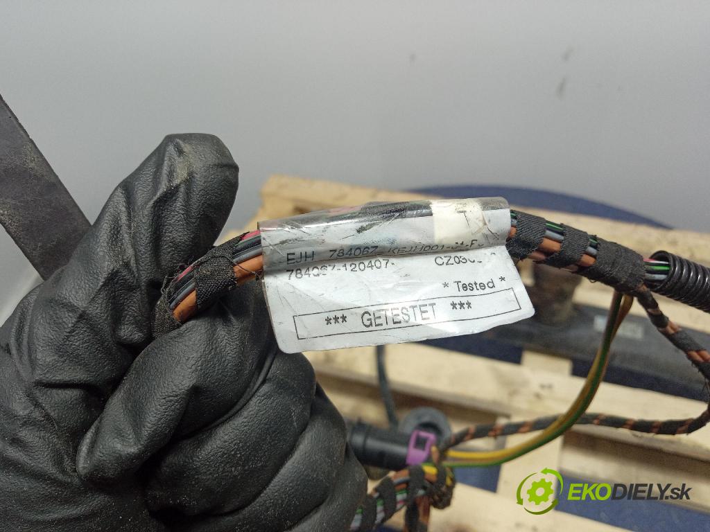 Vw Touran 2008 oko Do Přívěsy 1T0803882A