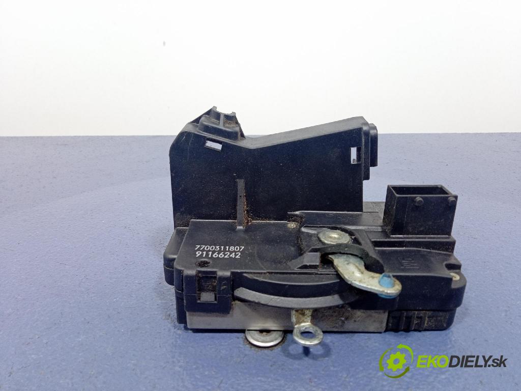 Opel Vivaro 2002 zámek dveře před Levý: 7700311807