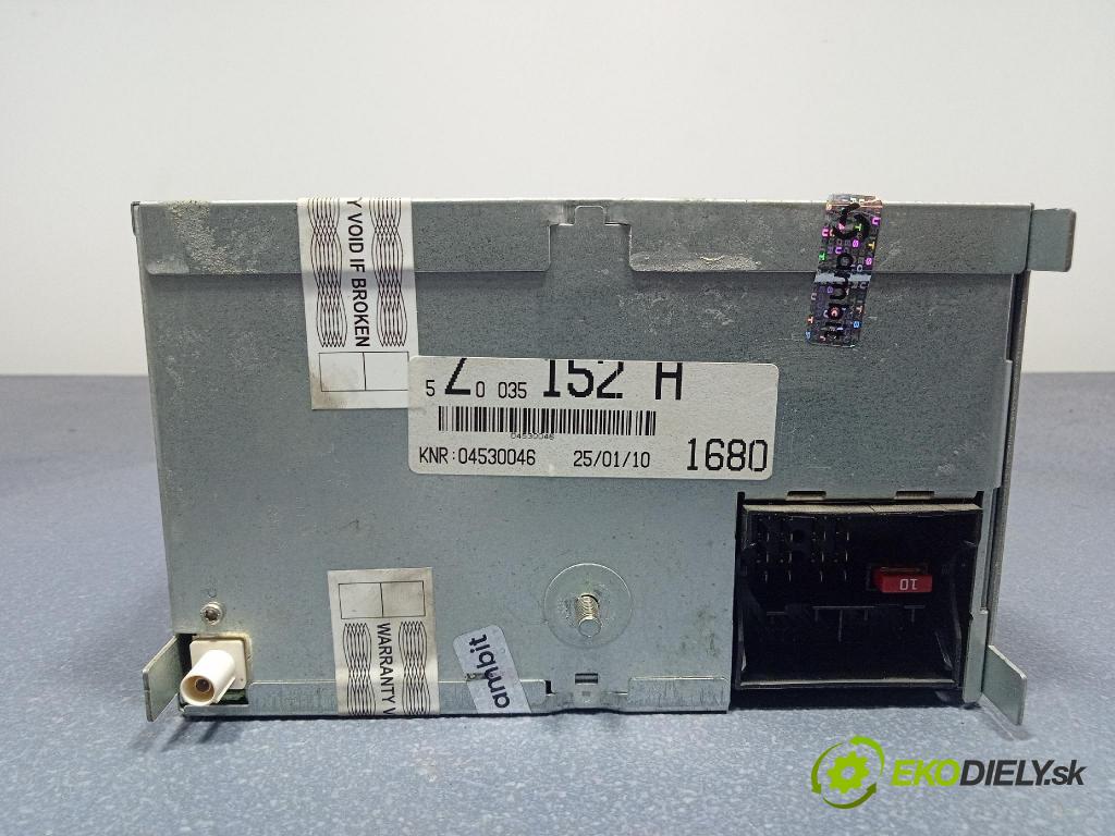 Volkswagen Fox 2006 Radio I Navigace: 5Z0035152H