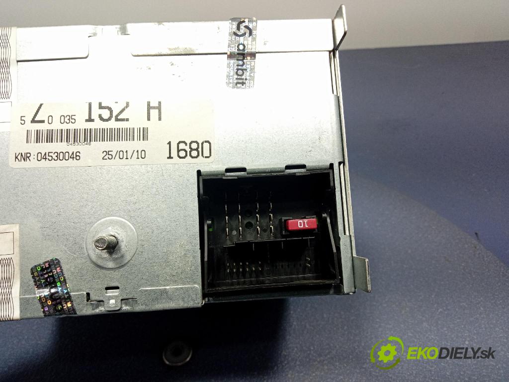 Volkswagen Fox 2006 Radio I Navigace: 5Z0035152H