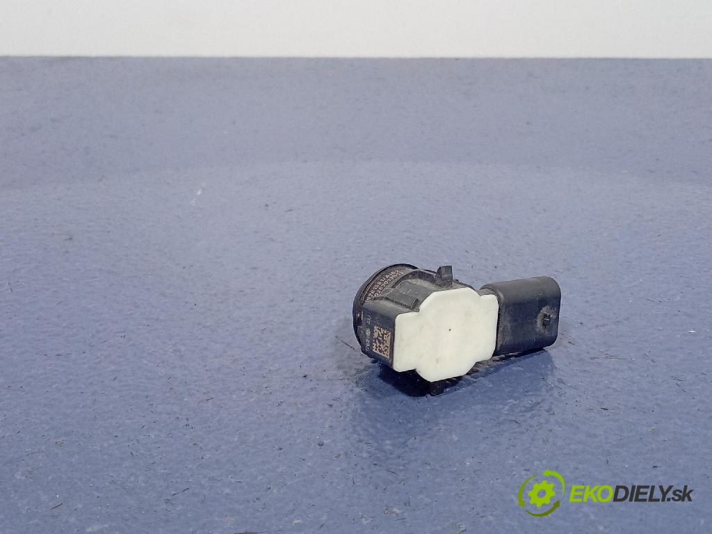 Bmw Seria 3 2014 snímač / řídící jednotka PDC 9261581