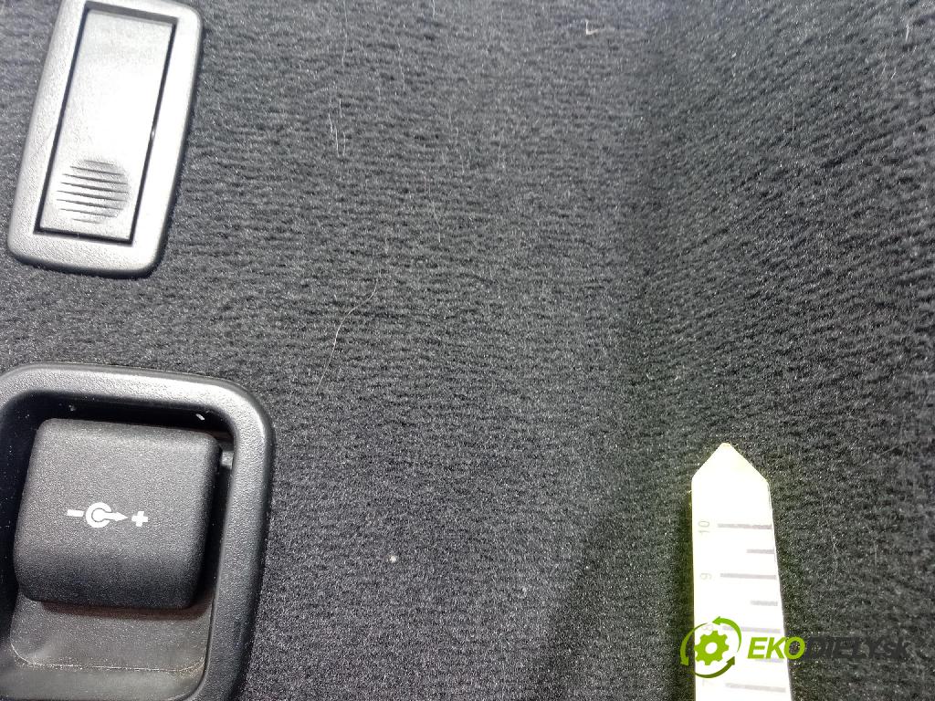 Bmw Seria 3 2014 Tapacír: kufr 7273737