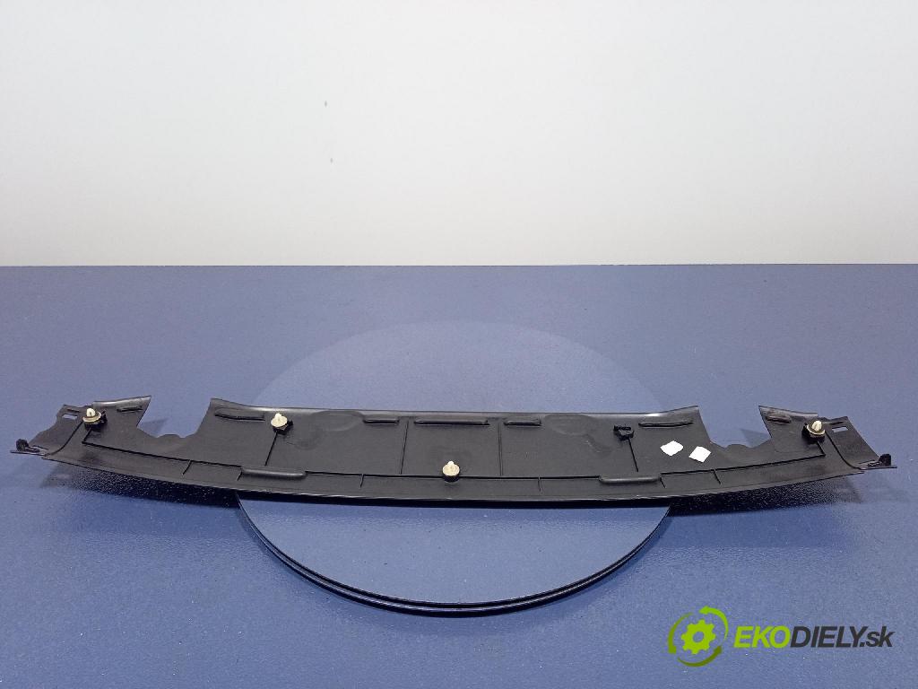 Bmw Seria 3 2014 kryt Plast: Interiéry: 7263143