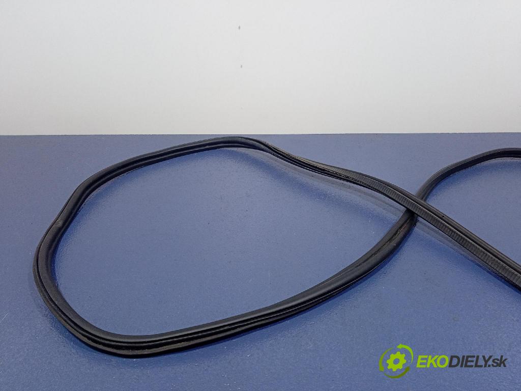 Bmw Seria 3 2014 Těsnění: Kryty kufr 7263092