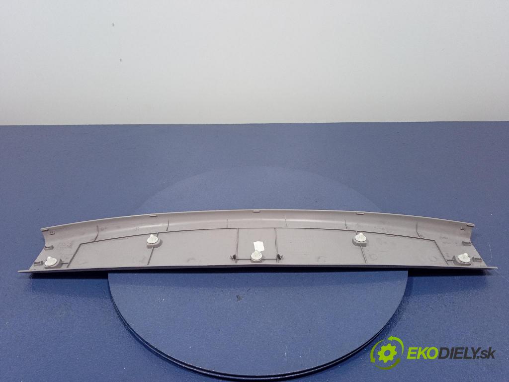 Bmw Seria 3 2014 kryt Plast: Interiéry: 7263139
