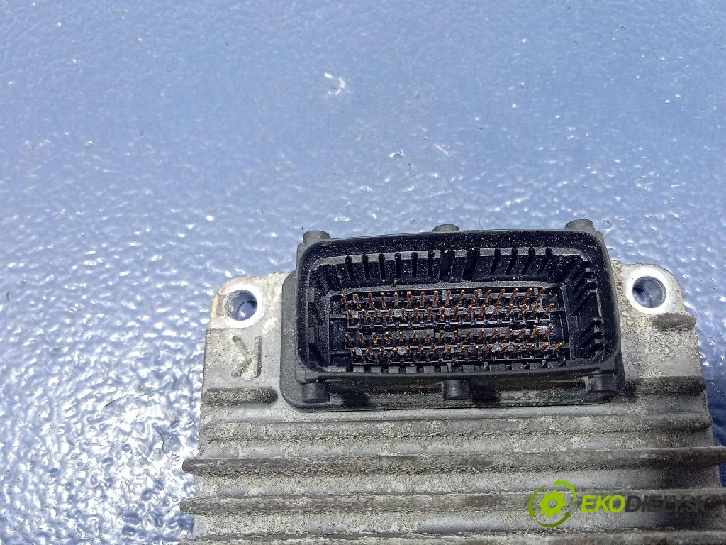 Opel Meriva  1.6 kat 2003 řídící jednotka Motor: 12214830
