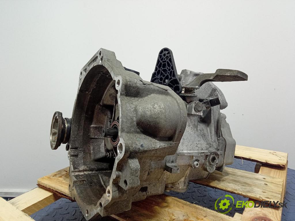 Vw Touran 2008 převodovka Ozubené kola: Manualna JYK