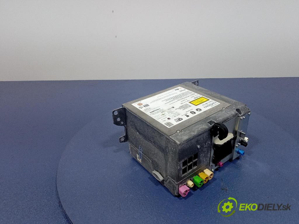 Bmw Seria 3 2014 Radio I Navigace: 9351670