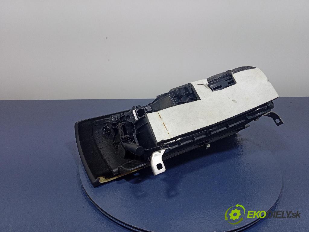 Bmw Seria 3 2014 kastlík 9228283