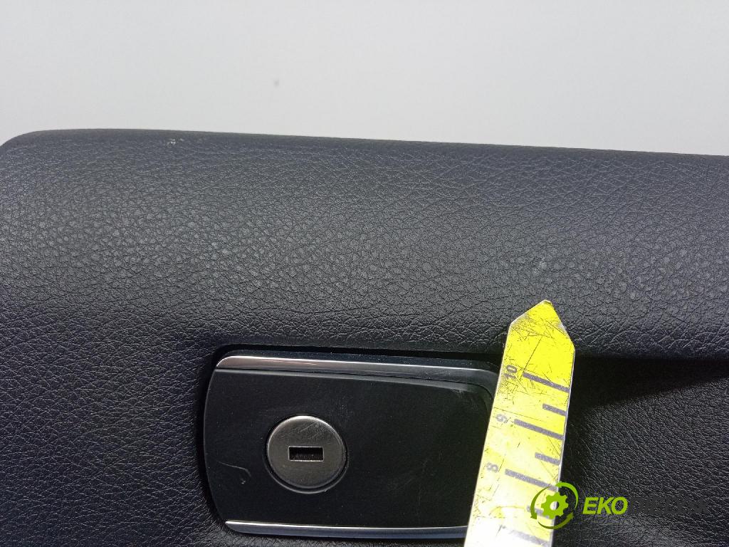 Bmw Seria 3 2014 kastlík 9228283