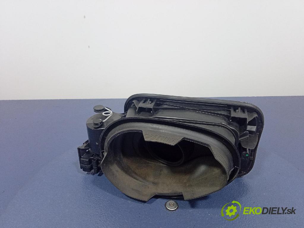 Bmw Seria 3 2014 Klapka Infuze Paliva: 7238100
