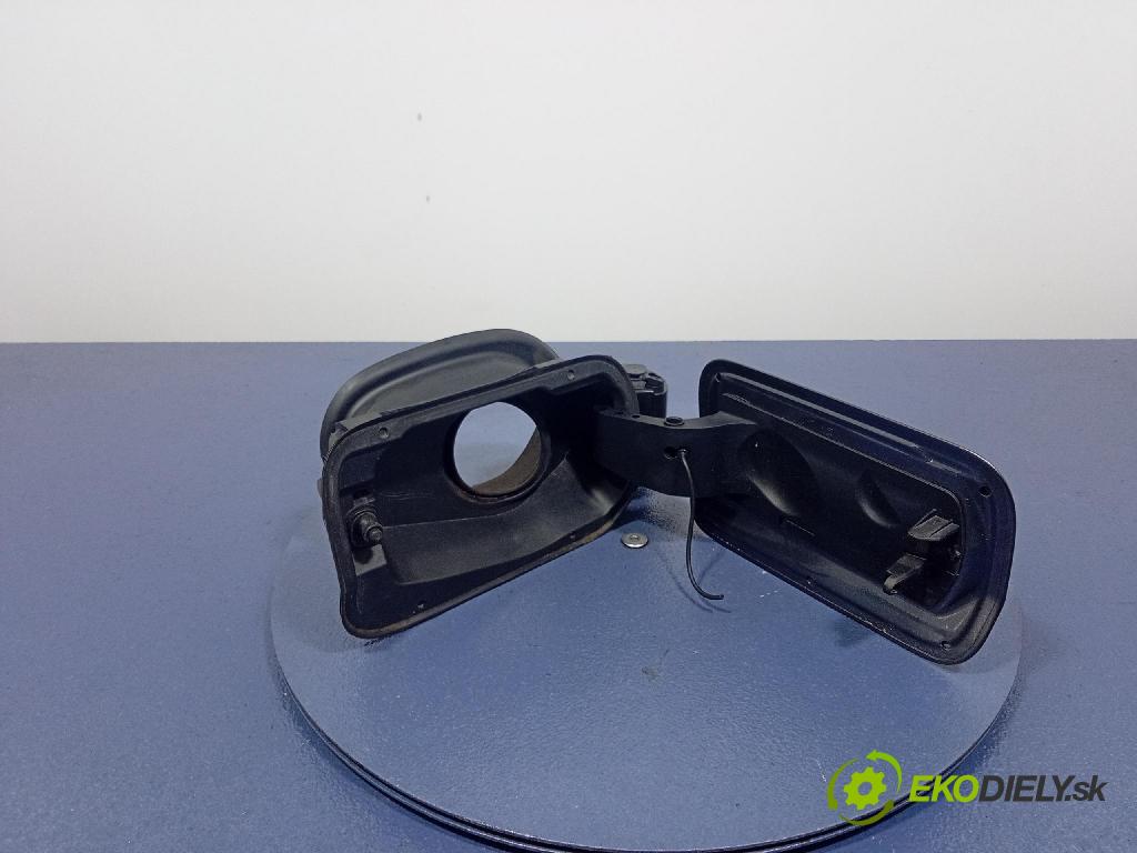 Bmw Seria 3 2014 Klapka Infuze Paliva: 7238100