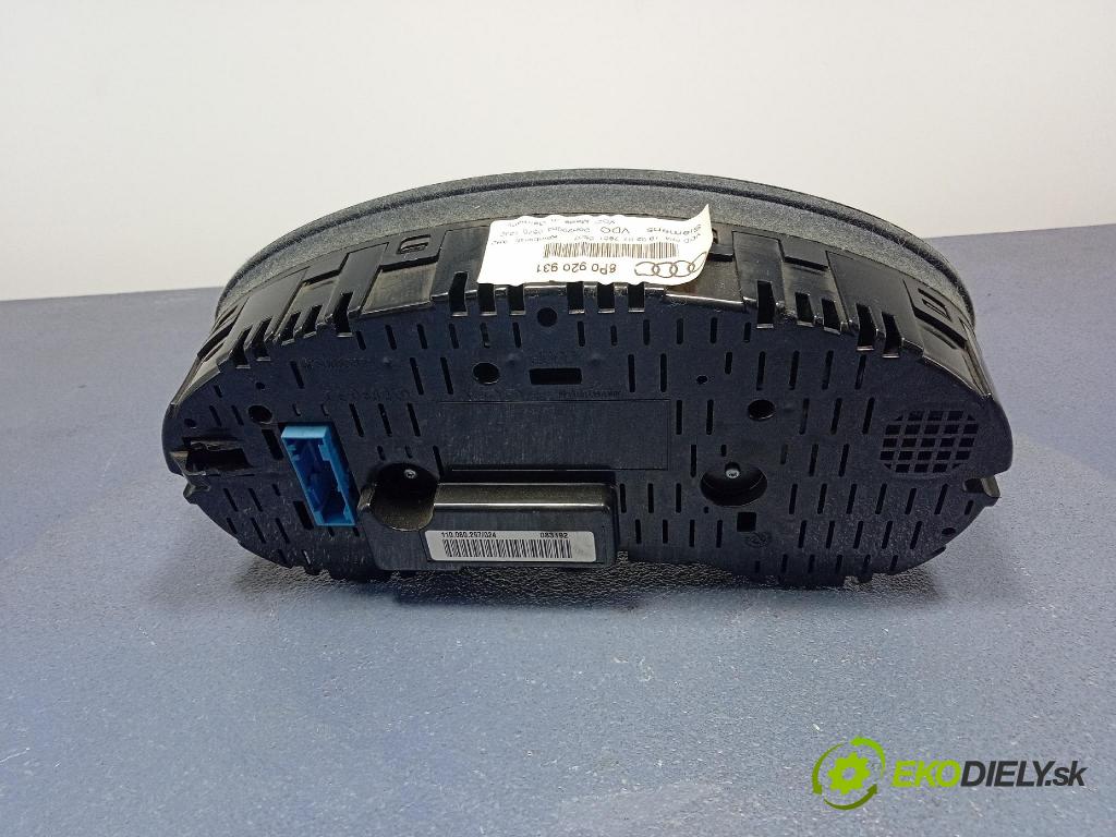 Audi A3 2007 Přístrojová deska 8P0920931