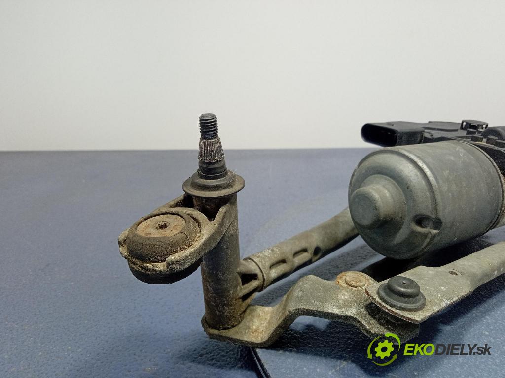 Audi A3 2007 mechanismus motorek Stěrače: před 8P1955023K