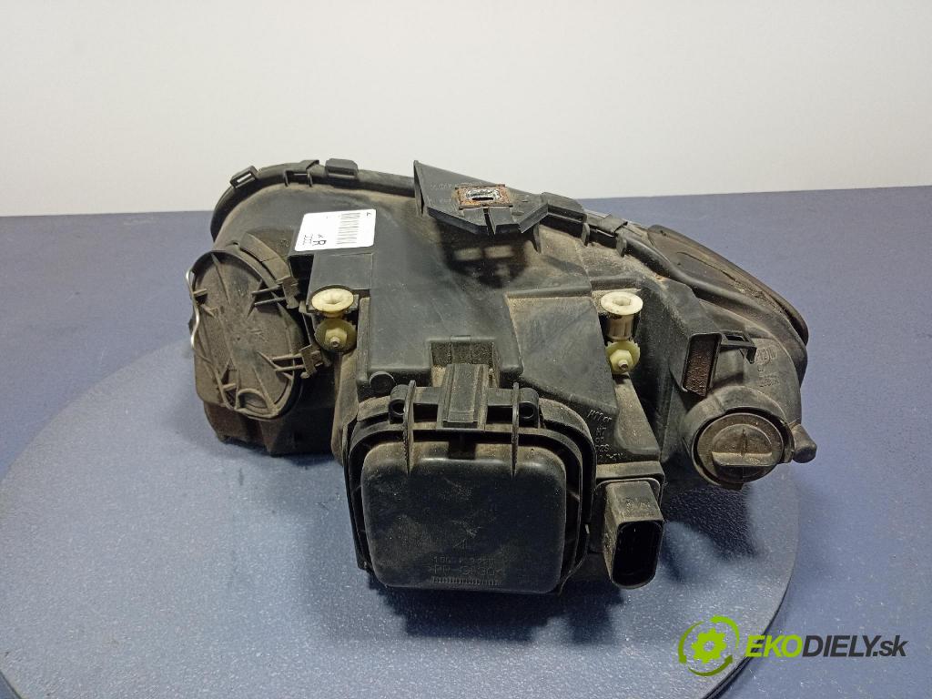Audi A3 2007 světlo v pravo: 8P0941004K