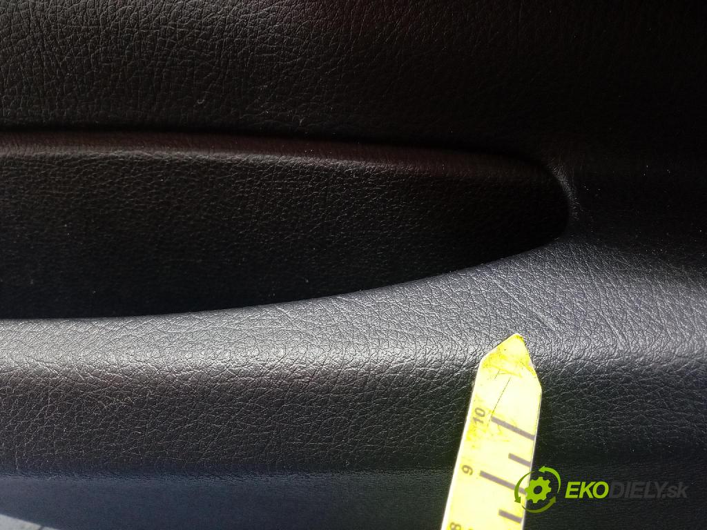 Bmw Seria 3 2014 Tapacír: dveře Zad: Práva: 2083450